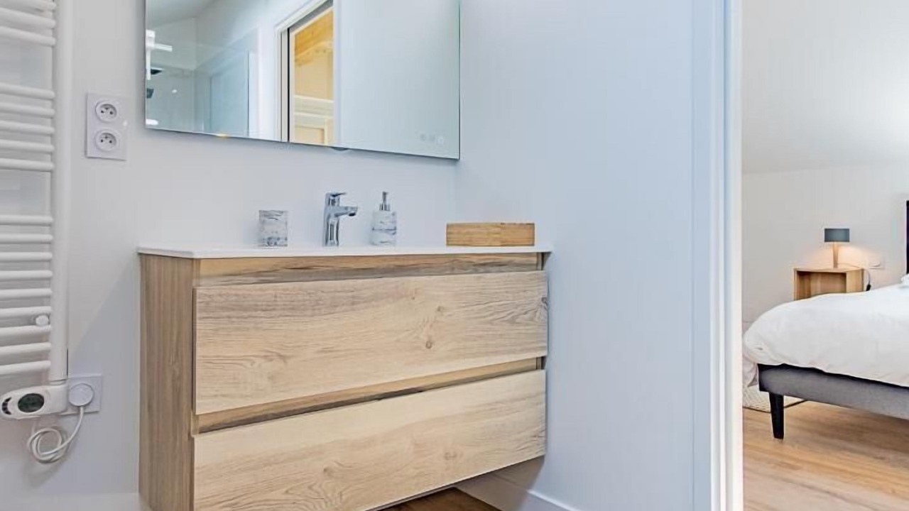 Photo of Bathroom in Saint-Jean-de-Vaux