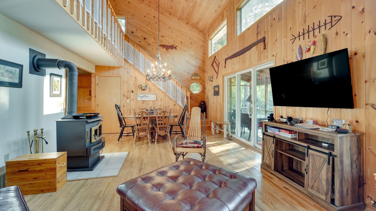 Photo of Livingroom in Markville