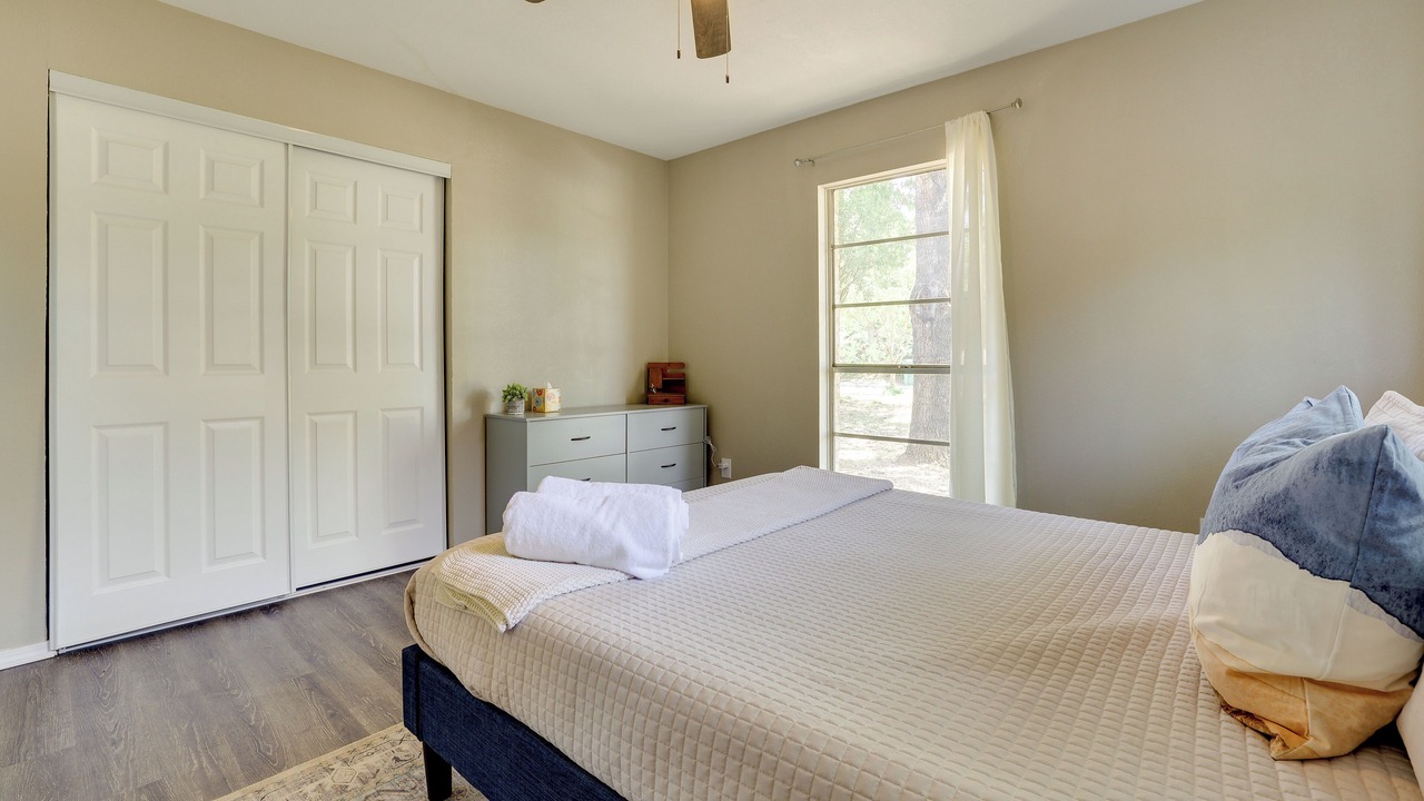 Photo of Bedroom in Vance Jackson