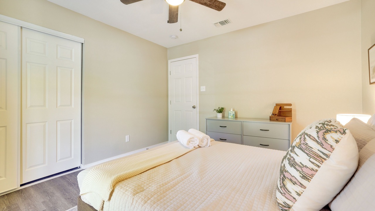 Photo of Bedroom in Vance Jackson