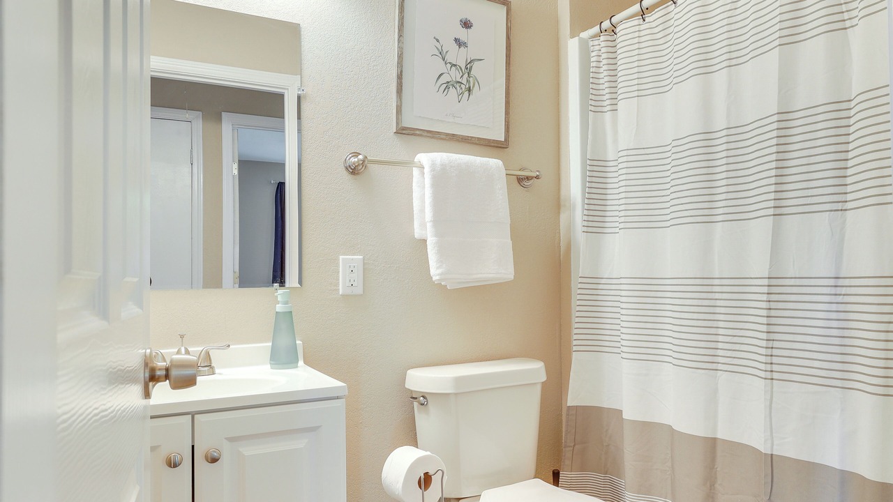 Photo of Bathroom in Vance Jackson