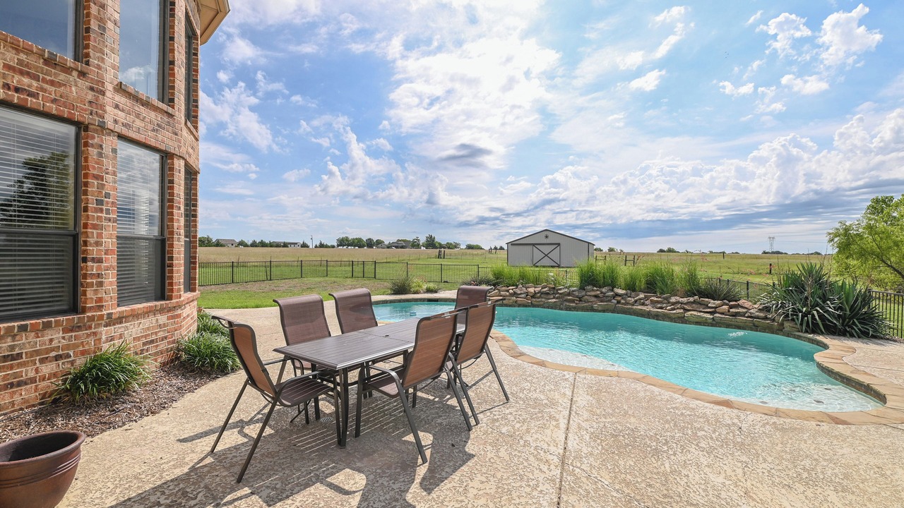 Photo of Outdoor in Weston