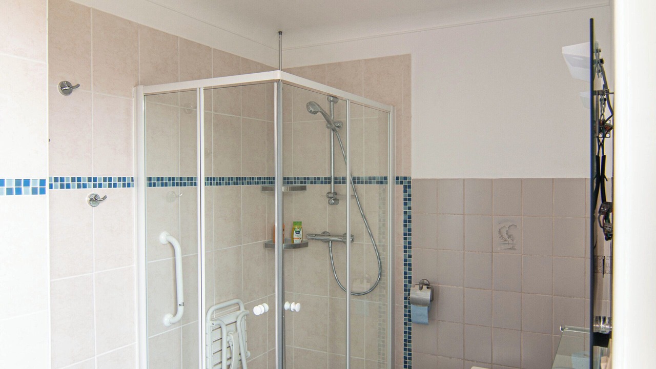 Photo of Bathroom in Munster