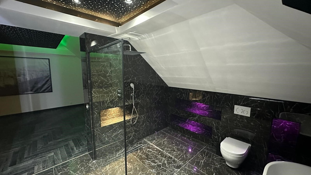 Photo of Bathroom in Frontenex