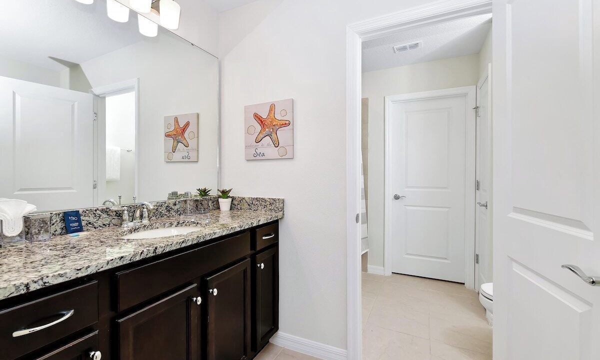Photo of Bathroom in Tuscan Hills