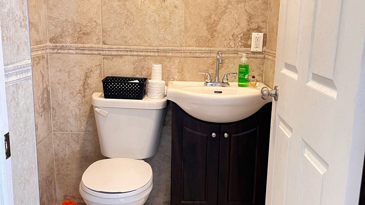 Photo of Bathroom in Salaberry De Valleyfield