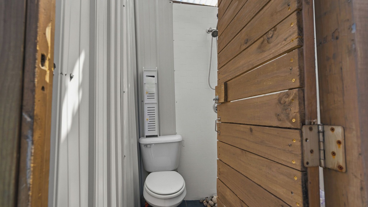 Photo of Bathroom in Thackerville