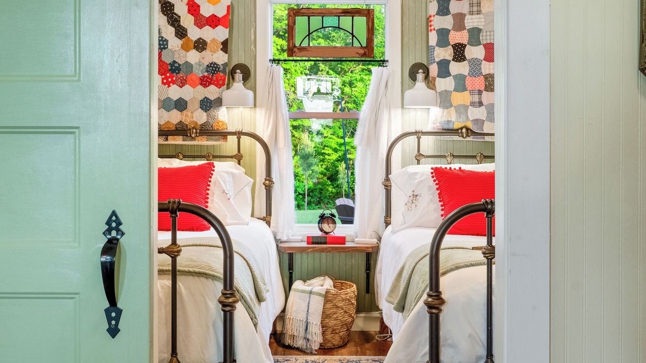 Photo of Bedroom in Hopkins County