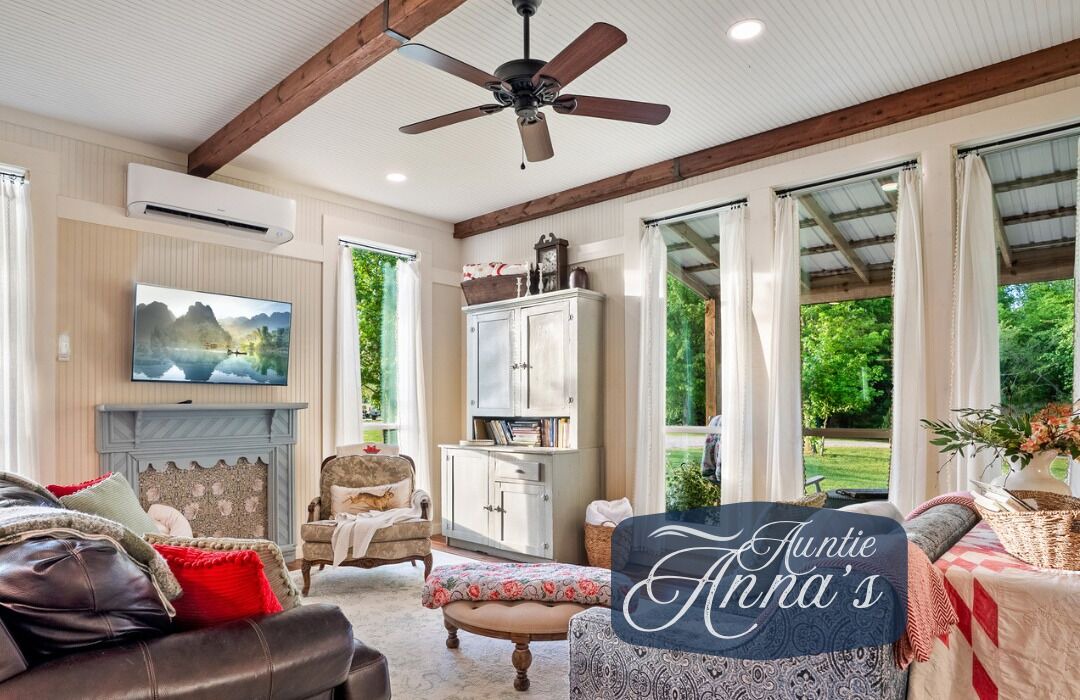 Photo of Livingroom in Hopkins County
