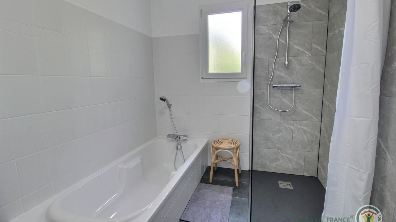 Photo of Bathroom in Plourhan