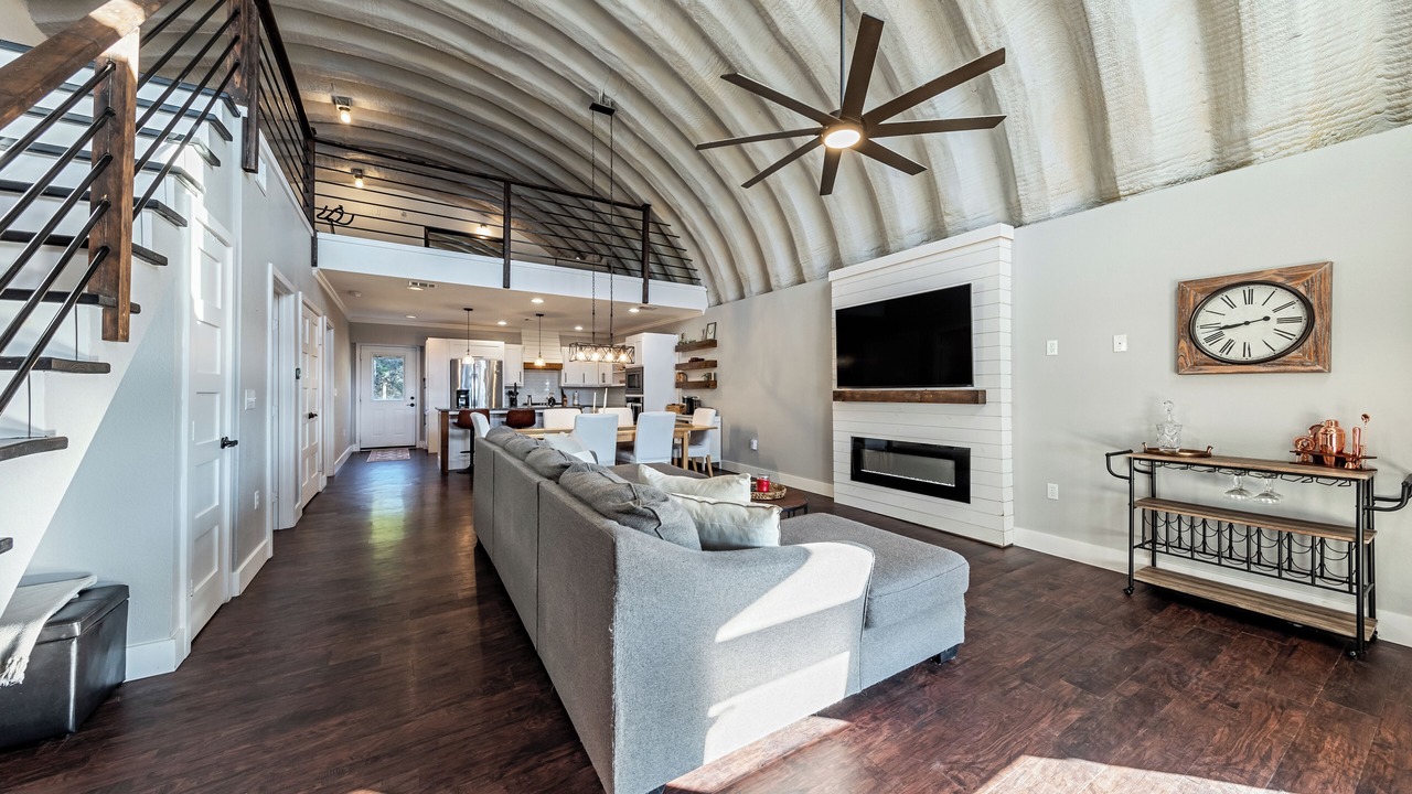 Photo of Livingroom in Leander