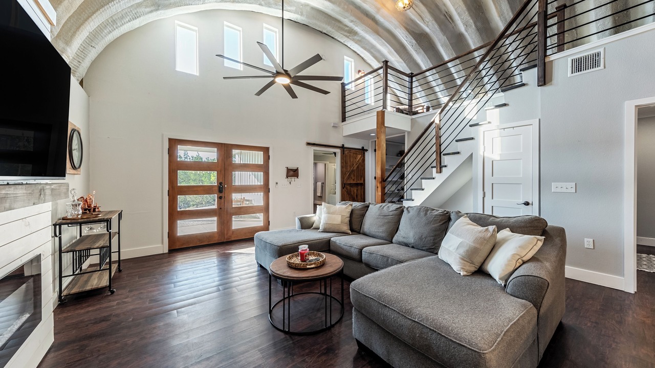 Photo of Livingroom in Leander