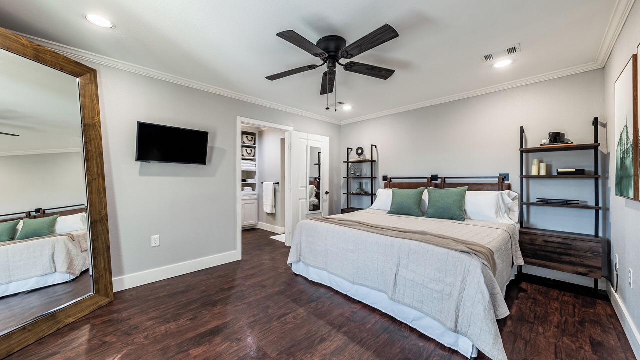 Photo of Bedroom in Leander