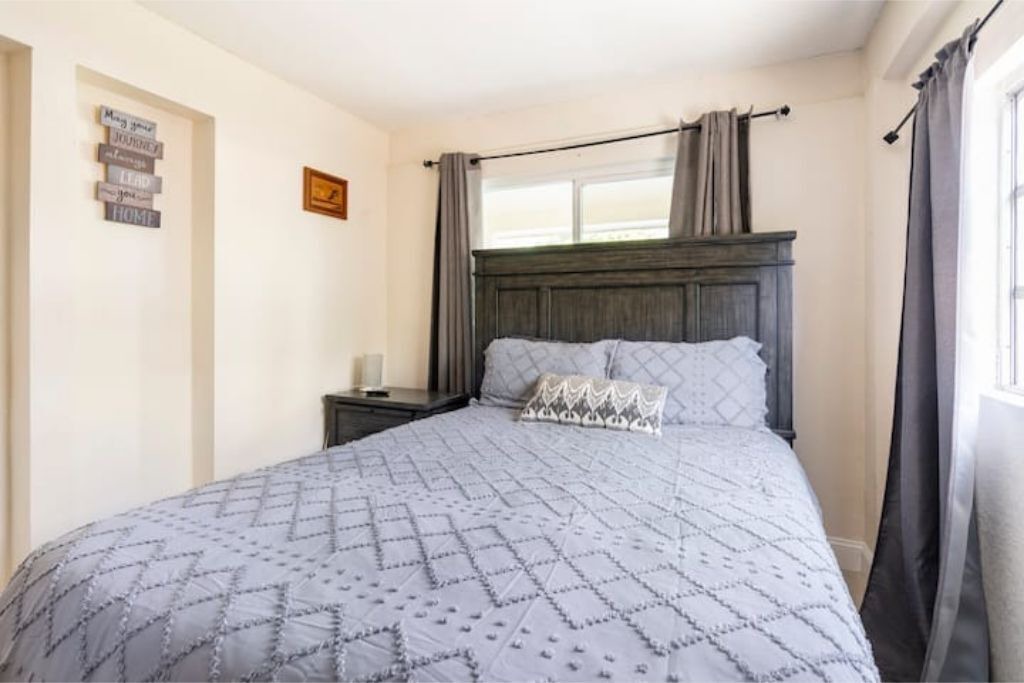 Photo of Bedroom in North Andrews Gardens