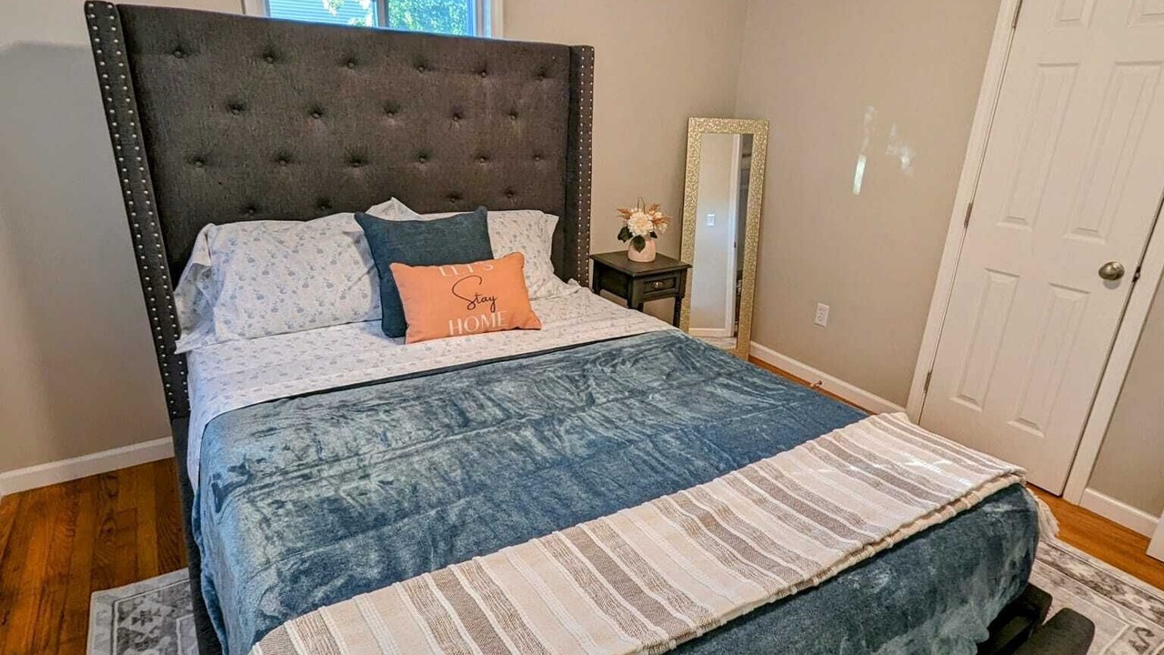 Photo of Bedroom in Syracuse