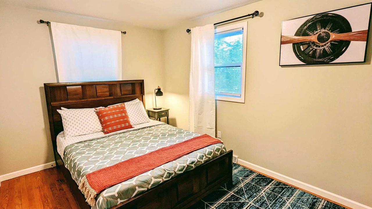 Photo of Bedroom in Syracuse