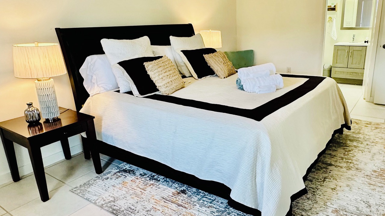 Photo of Bedroom in Central Naples