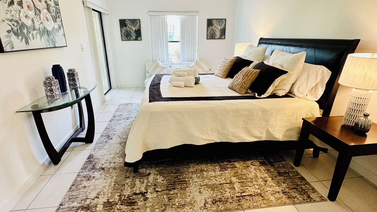 Photo of Bedroom in Central Naples