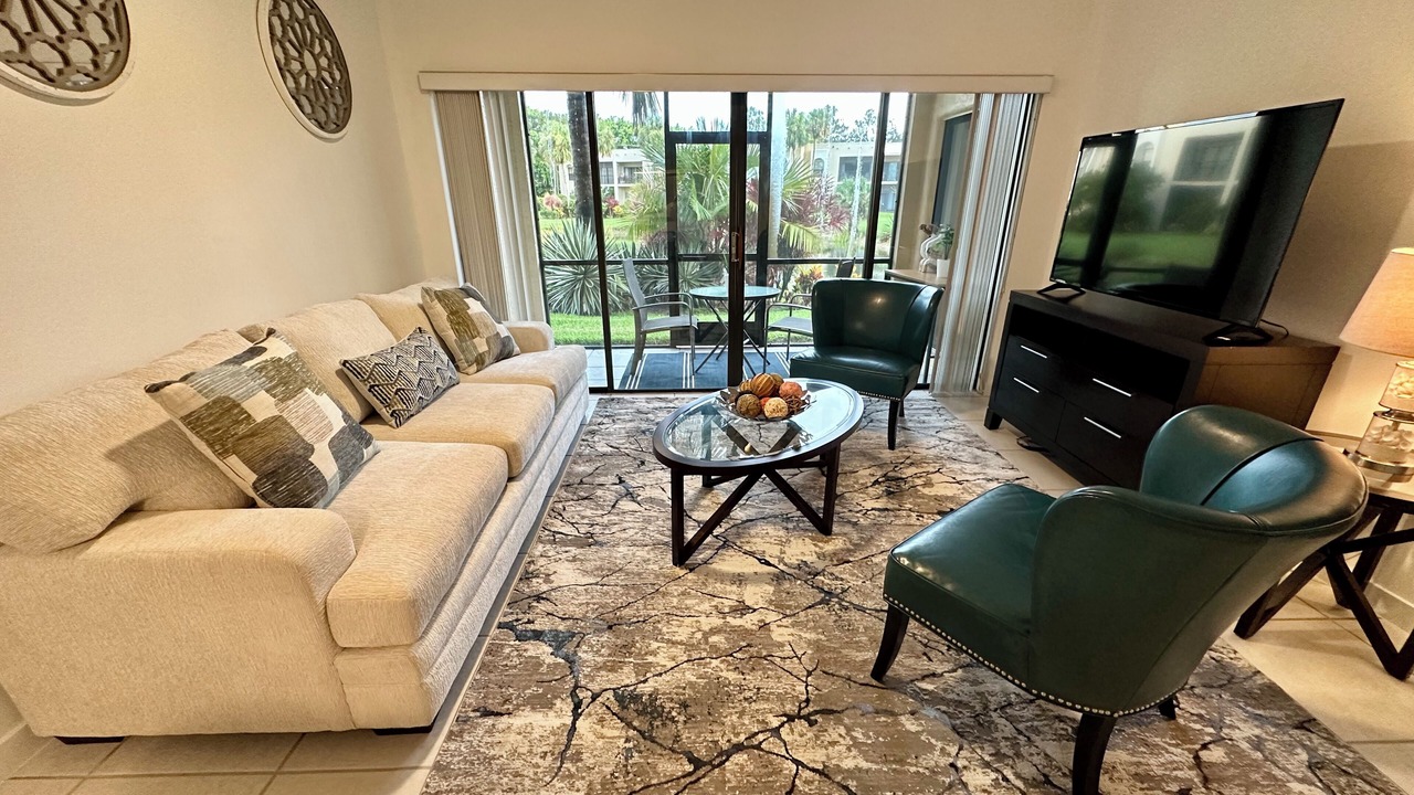 Photo of Livingroom in Central Naples