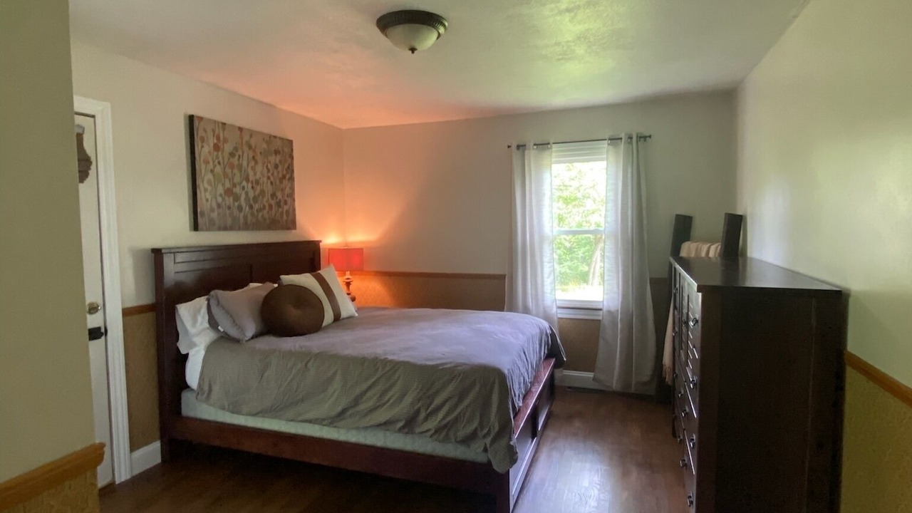 Photo of Bedroom in Garrison
