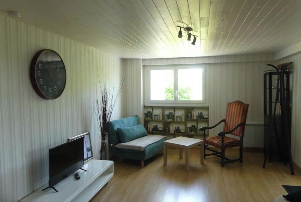 Photo of Livingroom in Cuguron