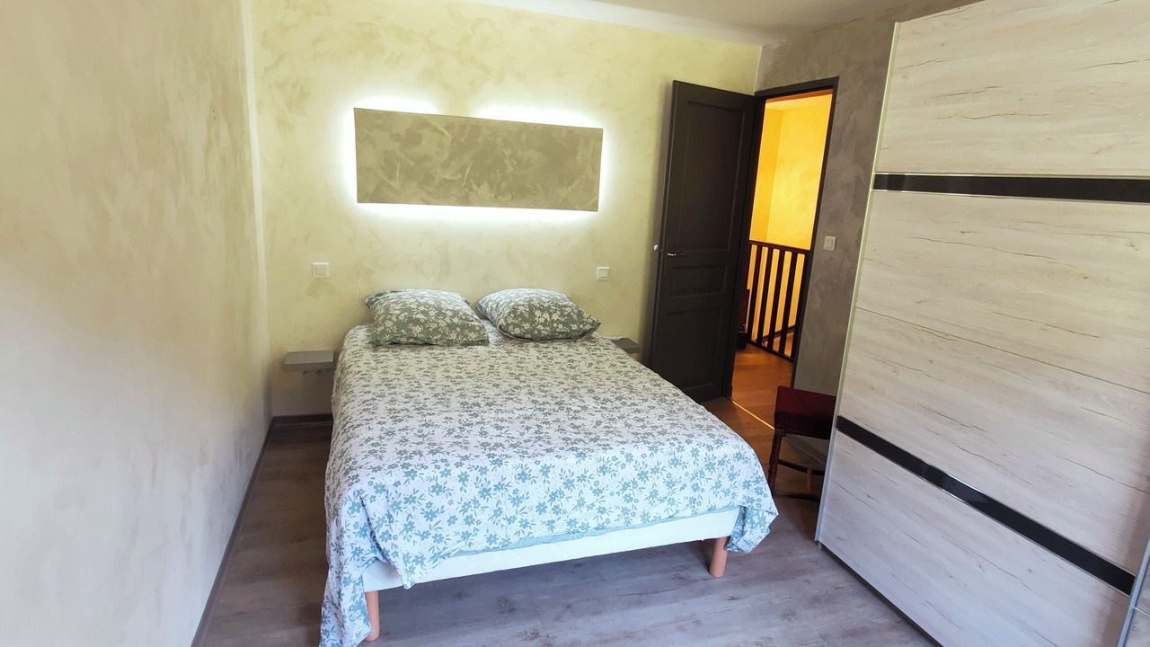 Photo of Bedroom in Lusse