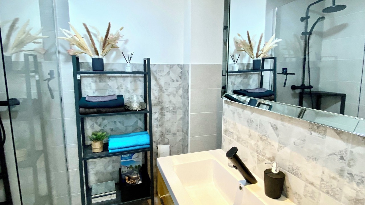 Photo of Bathroom in Le Treport