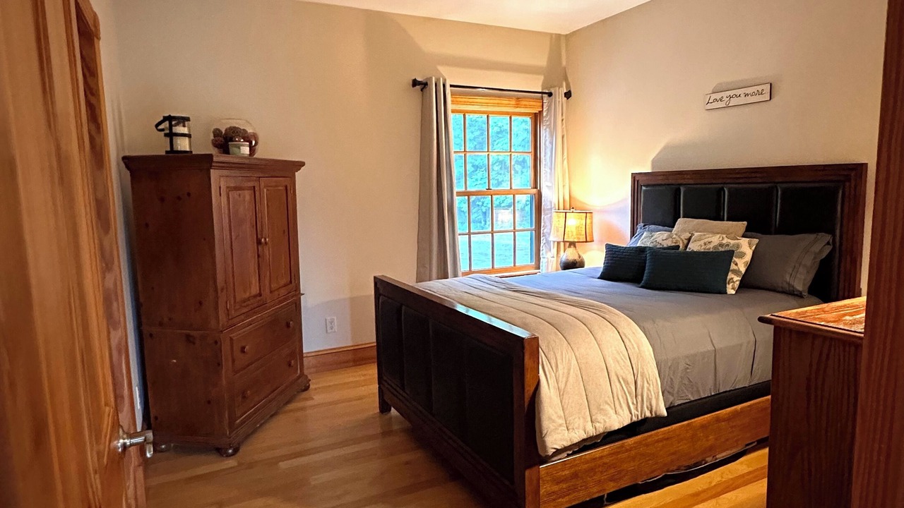 Photo of Bedroom in Shohola