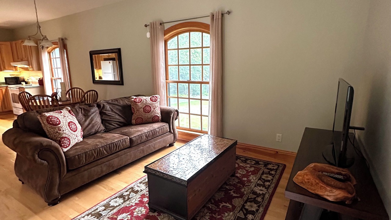 Photo of Livingroom in Shohola