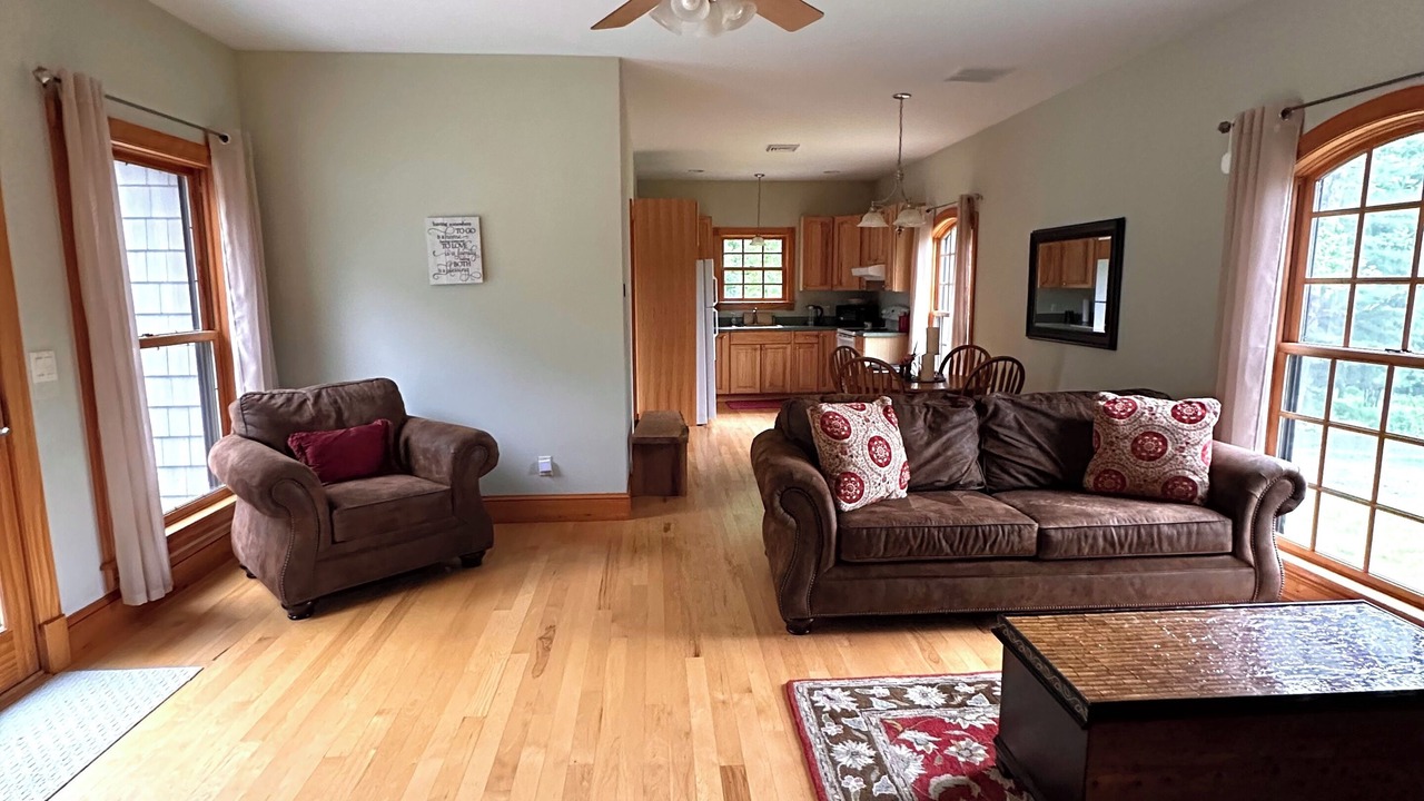 Photo of Livingroom in Shohola