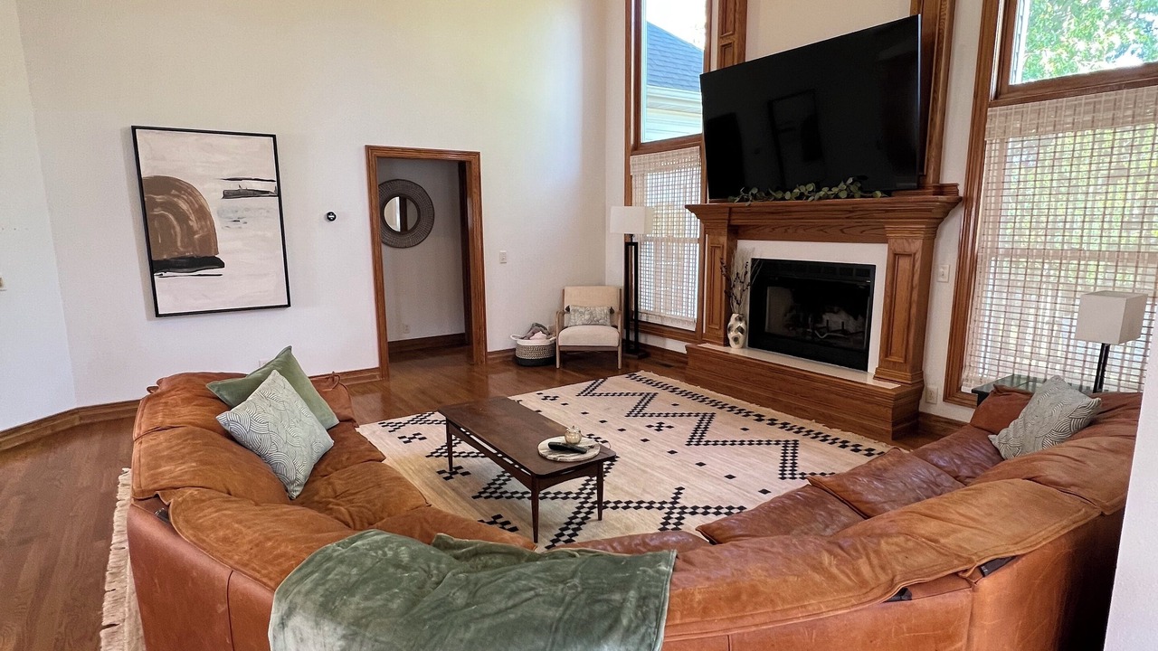 Photo of Livingroom in Carl Junction
