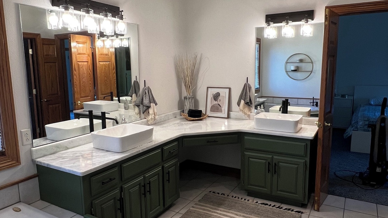 Photo of Bathroom in Carl Junction
