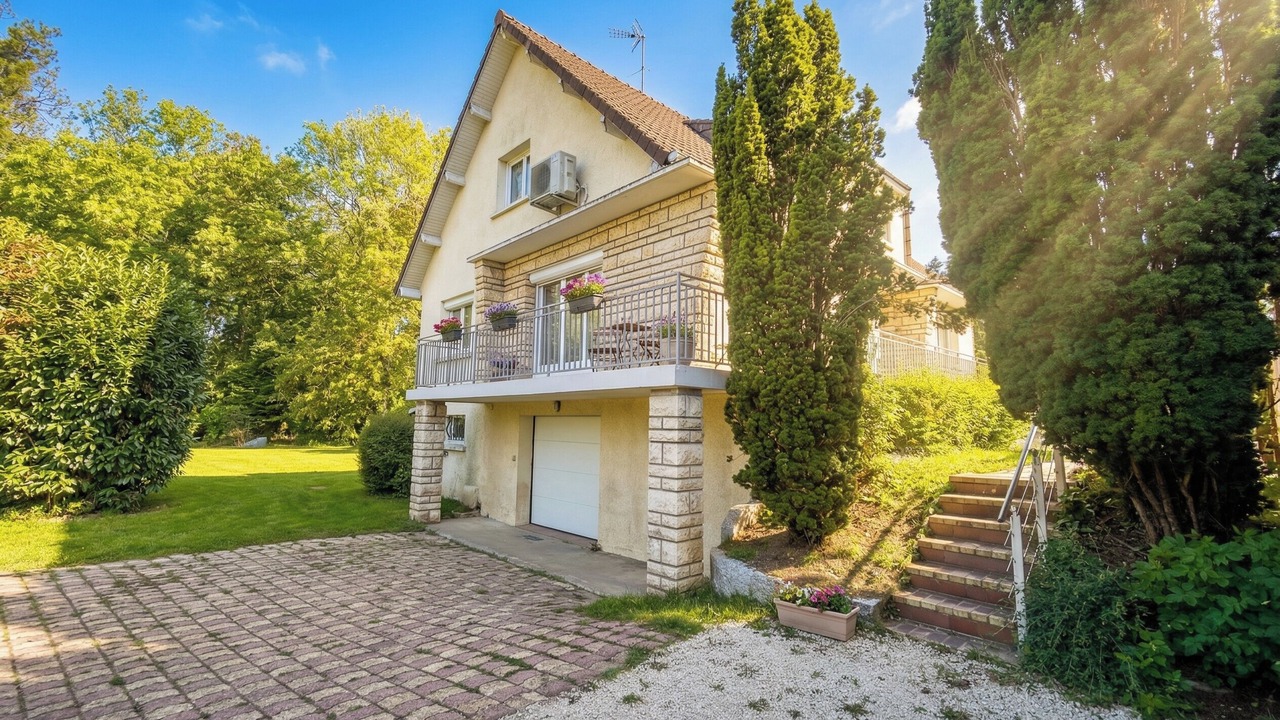Photo of Outdoor in Claye-Souilly