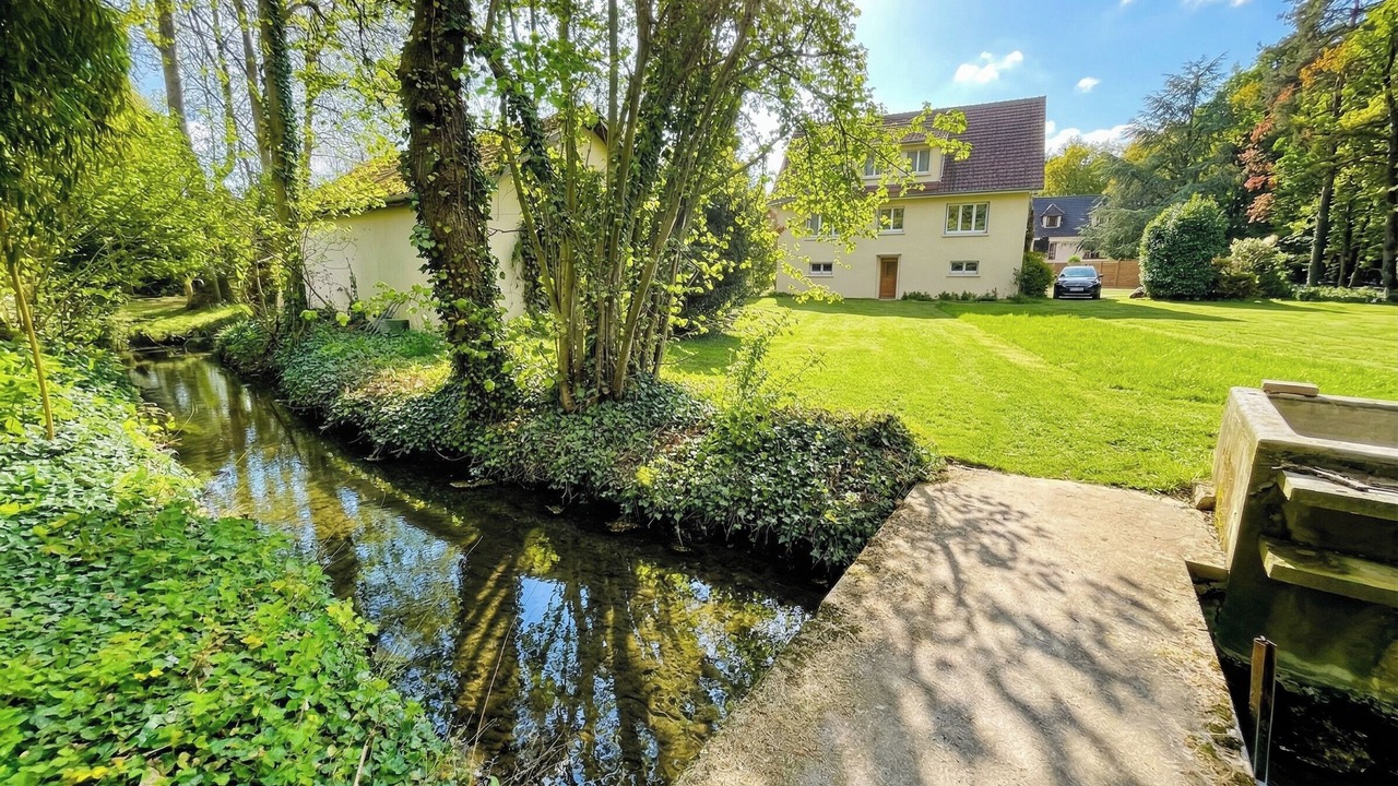 Photo of Outdoor in Claye-Souilly