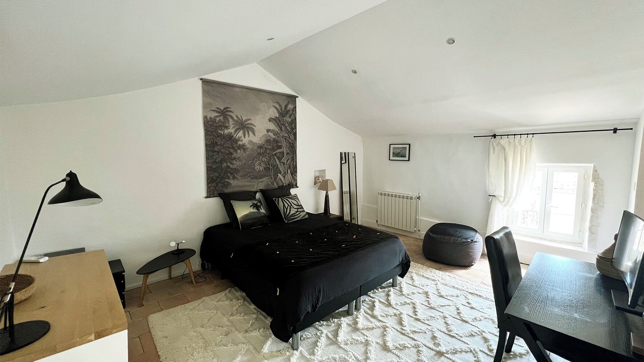 Photo of Bedroom in Pujaut