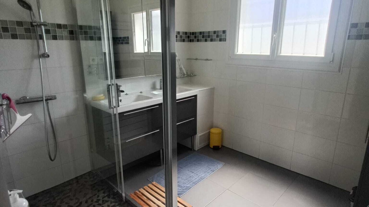 Photo of Bathroom in Biganos