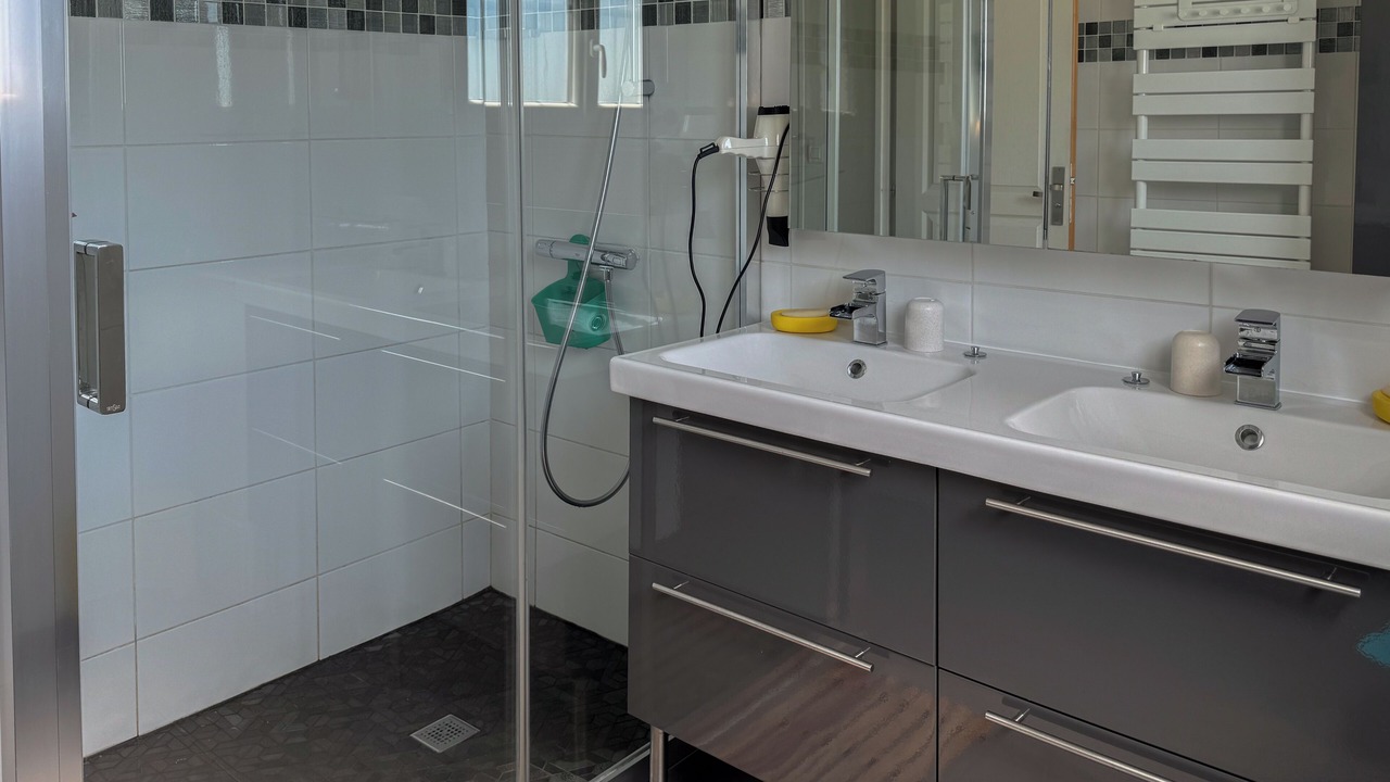 Photo of Bathroom in Biganos