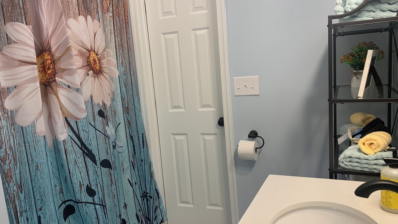 Photo of Bathroom in Roseland