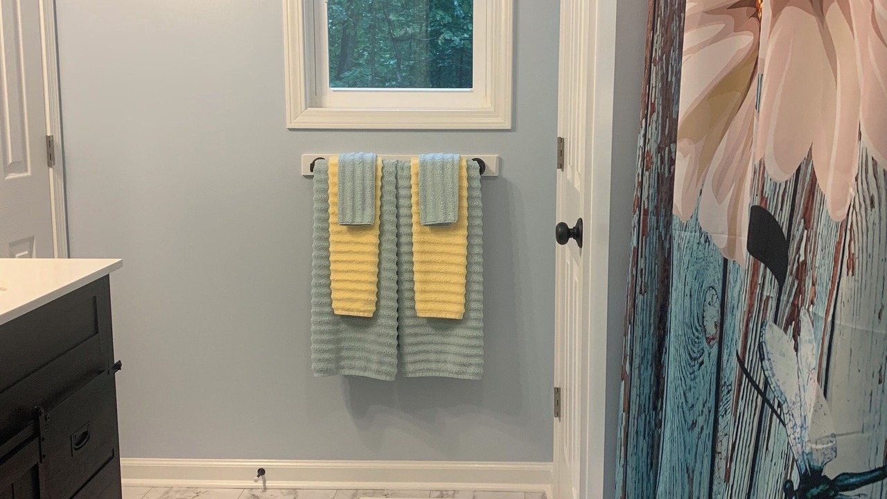 Photo of Bathroom in Roseland