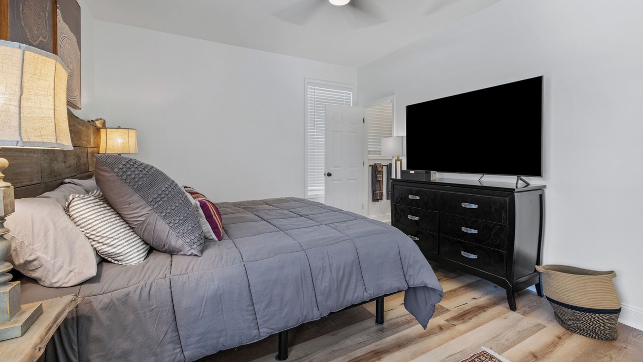 Photo of Bedroom in Salem