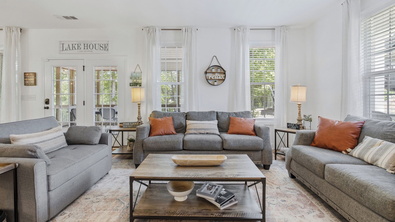 Photo of Livingroom in Salem