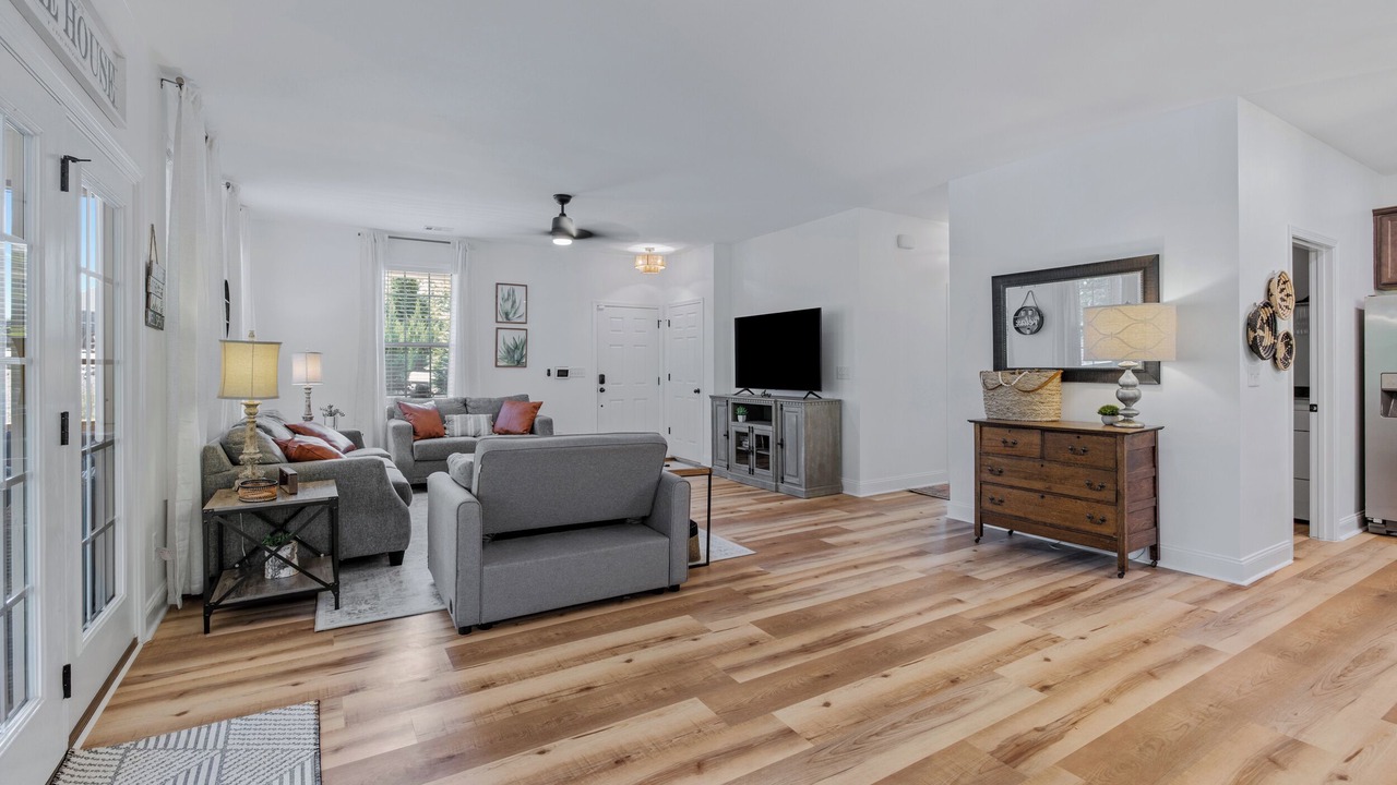 Photo of Livingroom in Salem