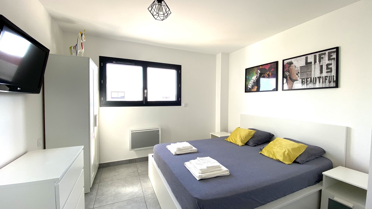 Photo of Bedroom in Vic-la-Gardiole