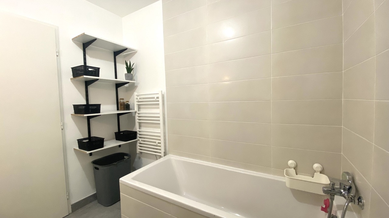 Photo of Bathroom in Vic-la-Gardiole