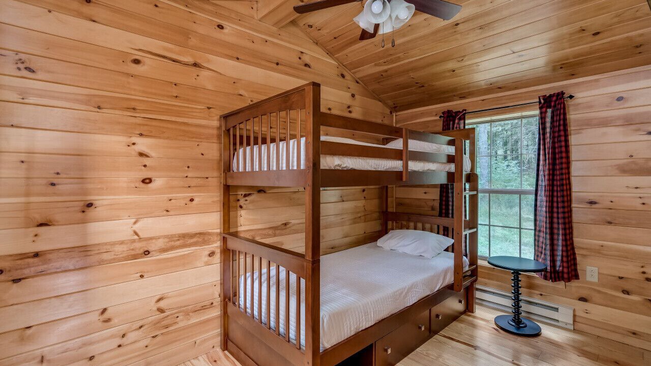 Photo of Bedroom in Wellesley Island