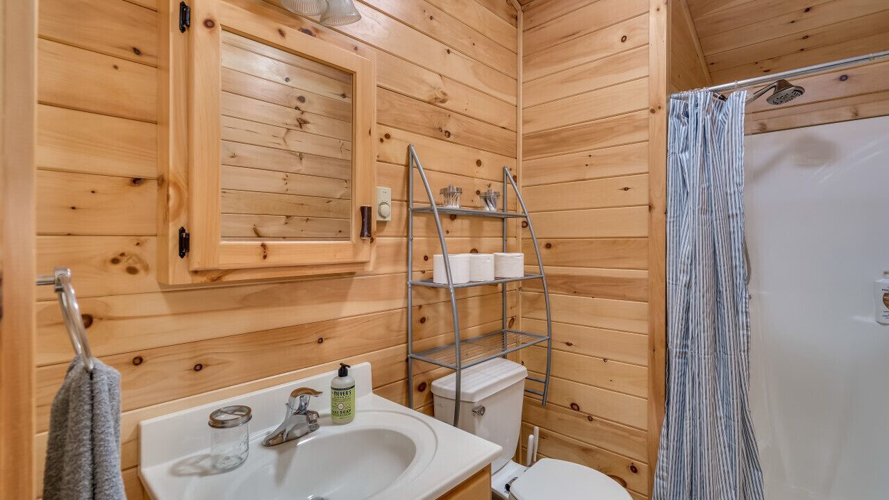 Photo of Bathroom in Wellesley Island