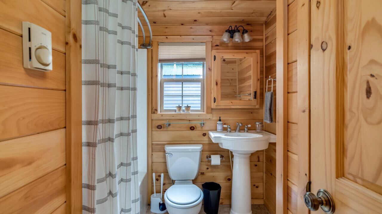 Photo of Bathroom in Wellesley Island