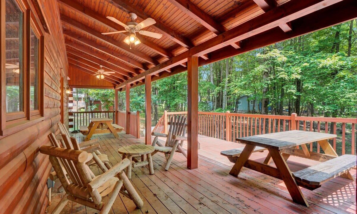 Photo of Outdoor in Briar Crest Woods