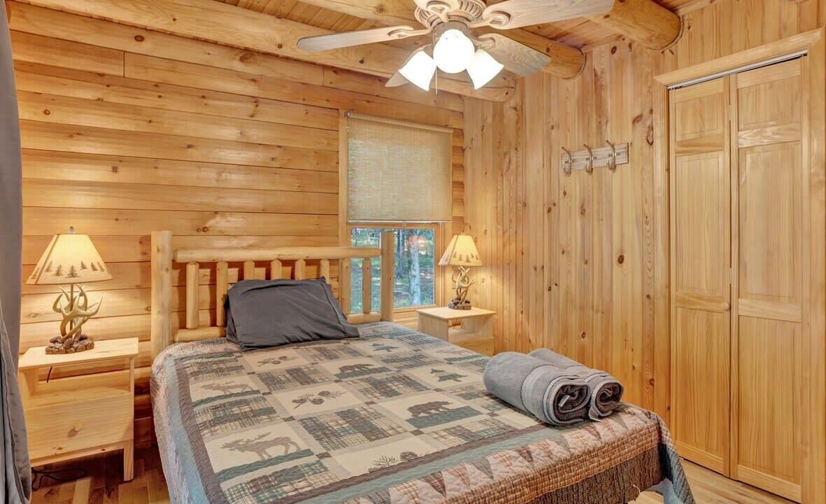 Photo of Bedroom in Briar Crest Woods