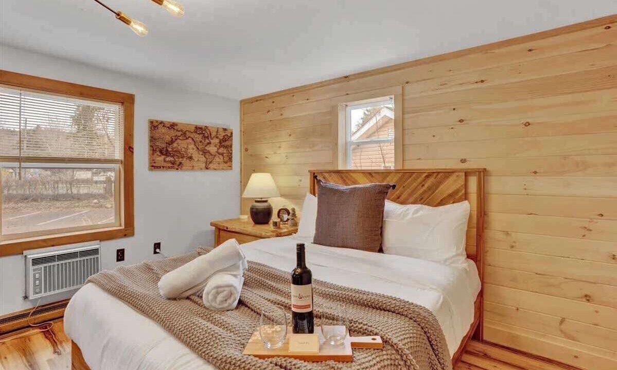 Photo of Bedroom in Canadensis